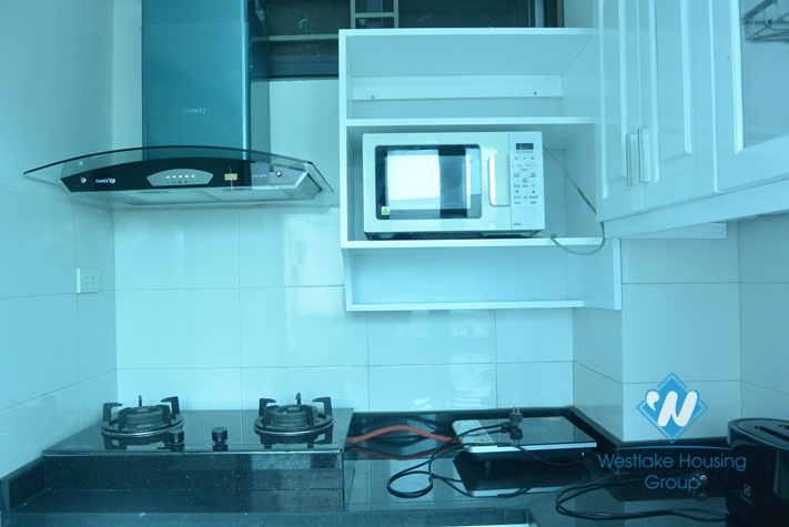 A nice and good-priced 1 bedroom apartment for rent on Hoang Quoc Viet, Cau Giay District